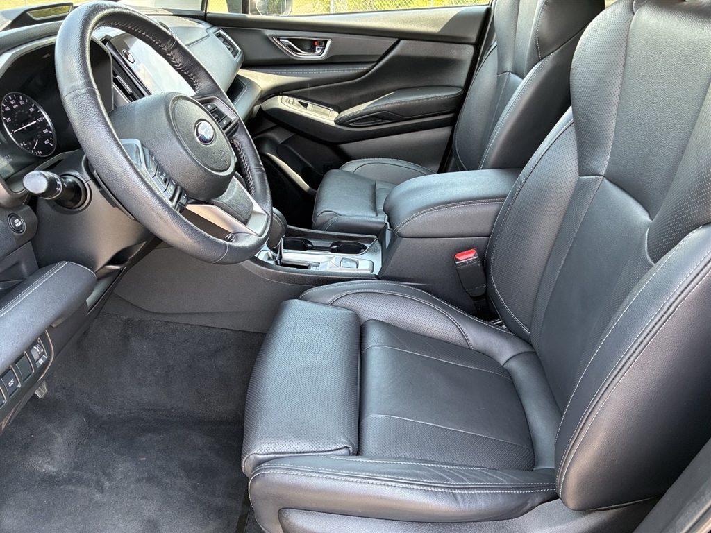 Used 2023 Crystal Black Silica Subaru Limited 7-Passenger image 21