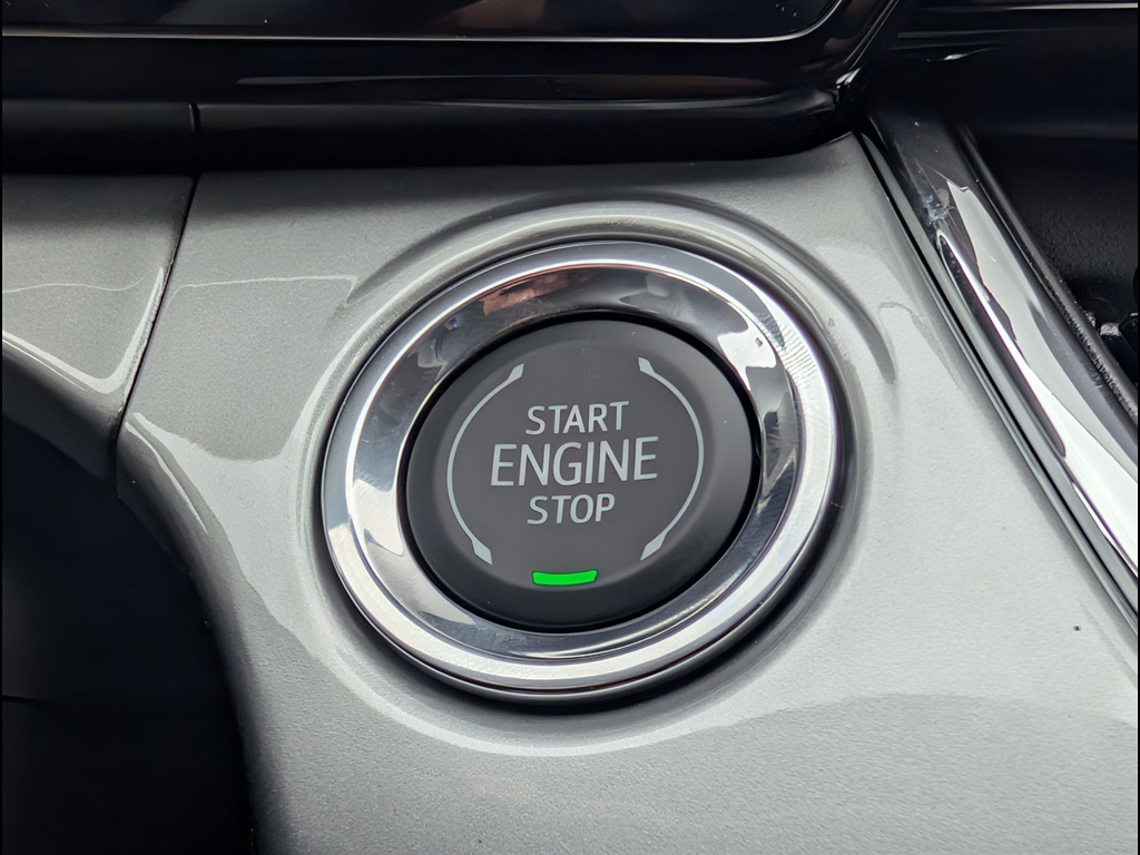 New 2026 Mosaic Black Metallic Chevrolet LT image 21