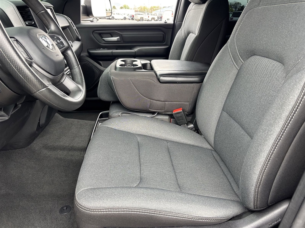 Used 2024 Granite Crystal Metallic Clear Coat RAM Tradesman image 22