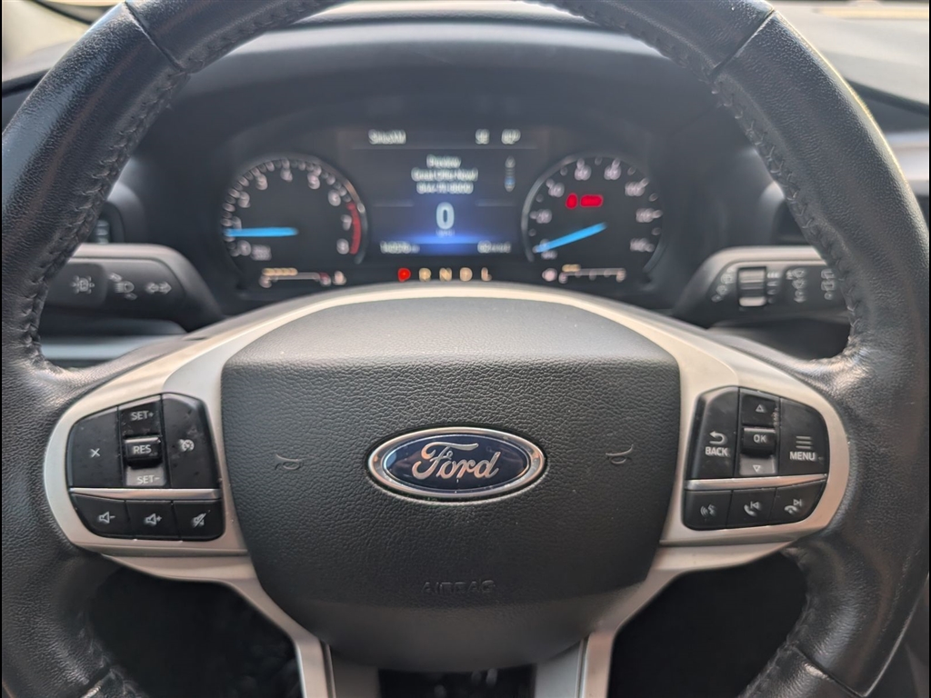 Used 2023 Agate Black Ford XLT image 22