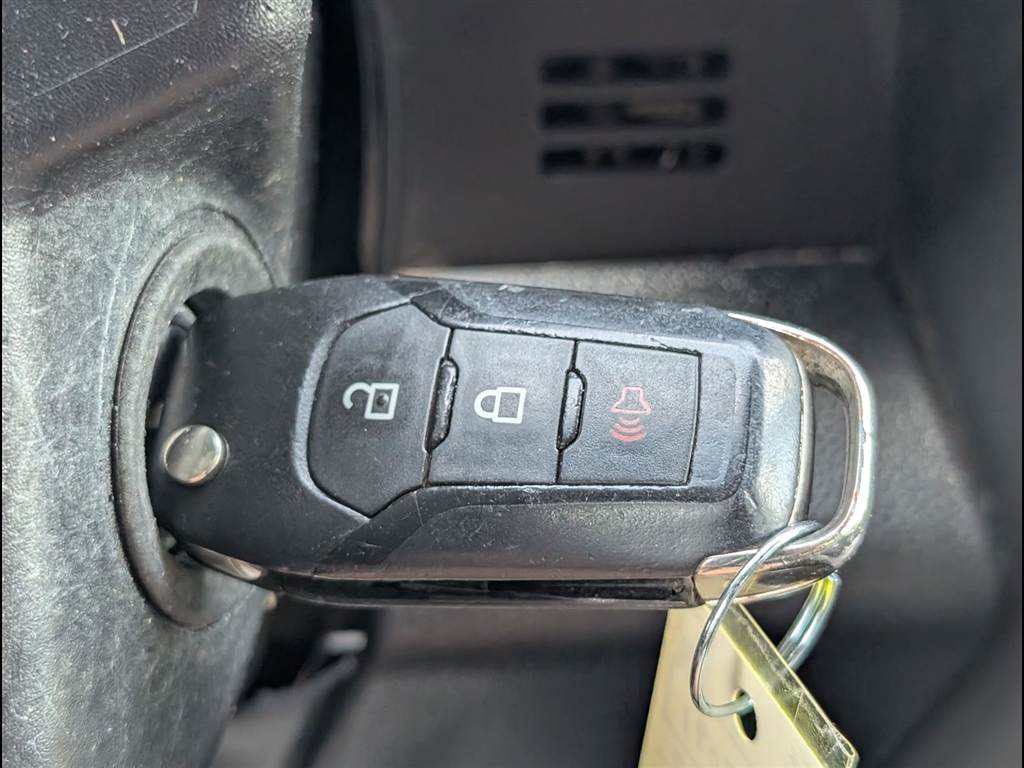 Used 2020 Magnetic Ford XLT image 22