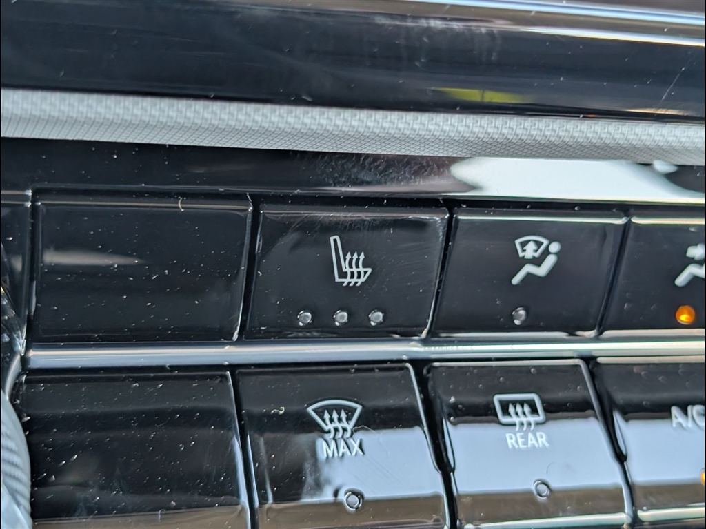 New 2027 Sterling Gray Metallic Chevrolet LT image 22