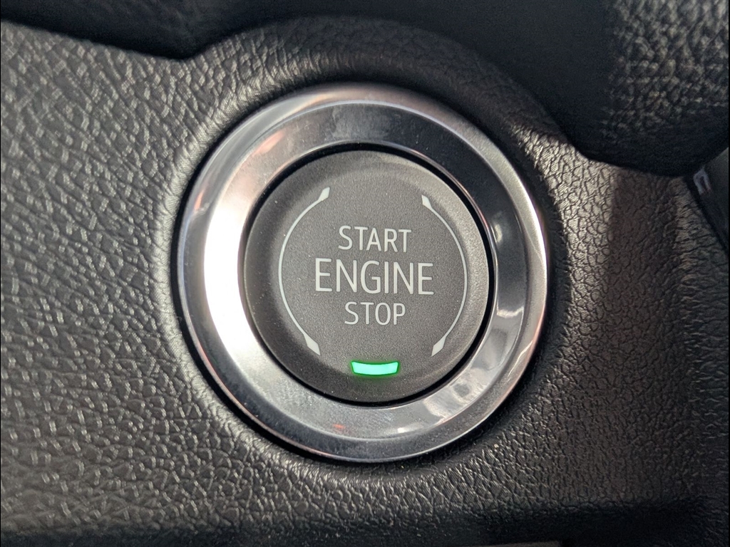 New 2026 Summit White Chevrolet LT image 22