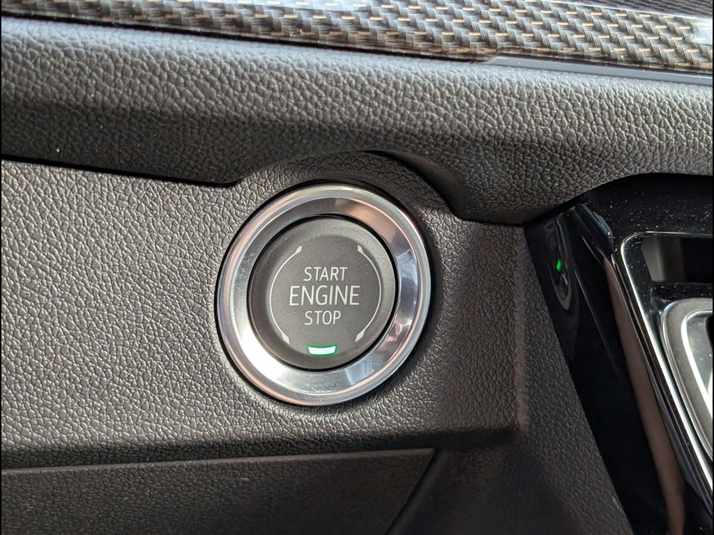 New 2026 Polar White Tricoat Chevrolet High Country image 22