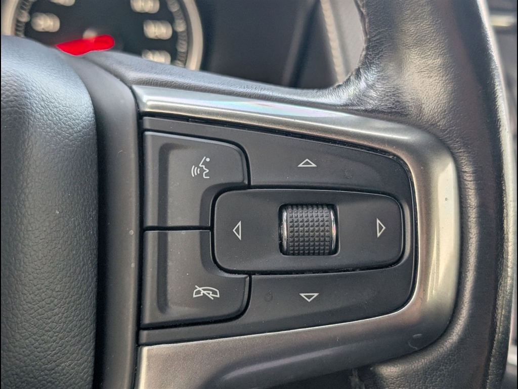 Used 2021 Shadow Gray Metallic Chevrolet Premier image 22