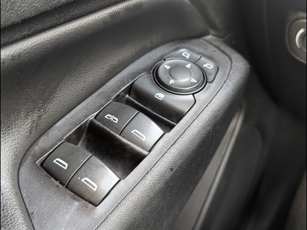 Used 2019 Summit White Chevrolet LT image 22