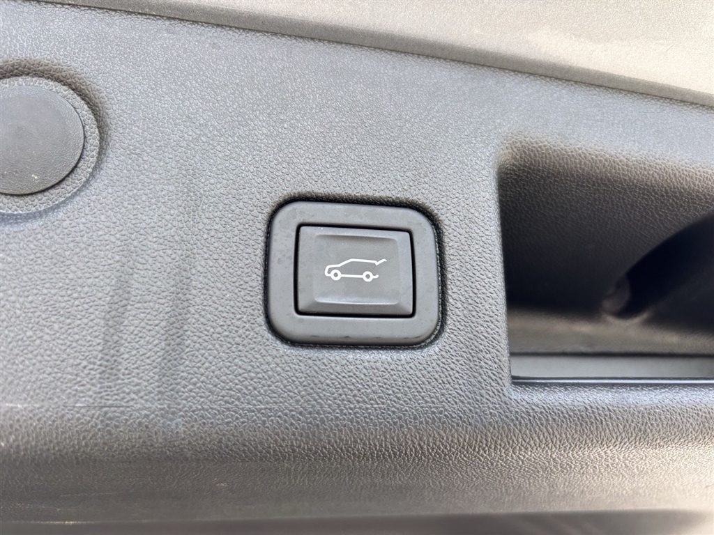 Used 2023 Sterling Gray Metallic Chevrolet LT image 22