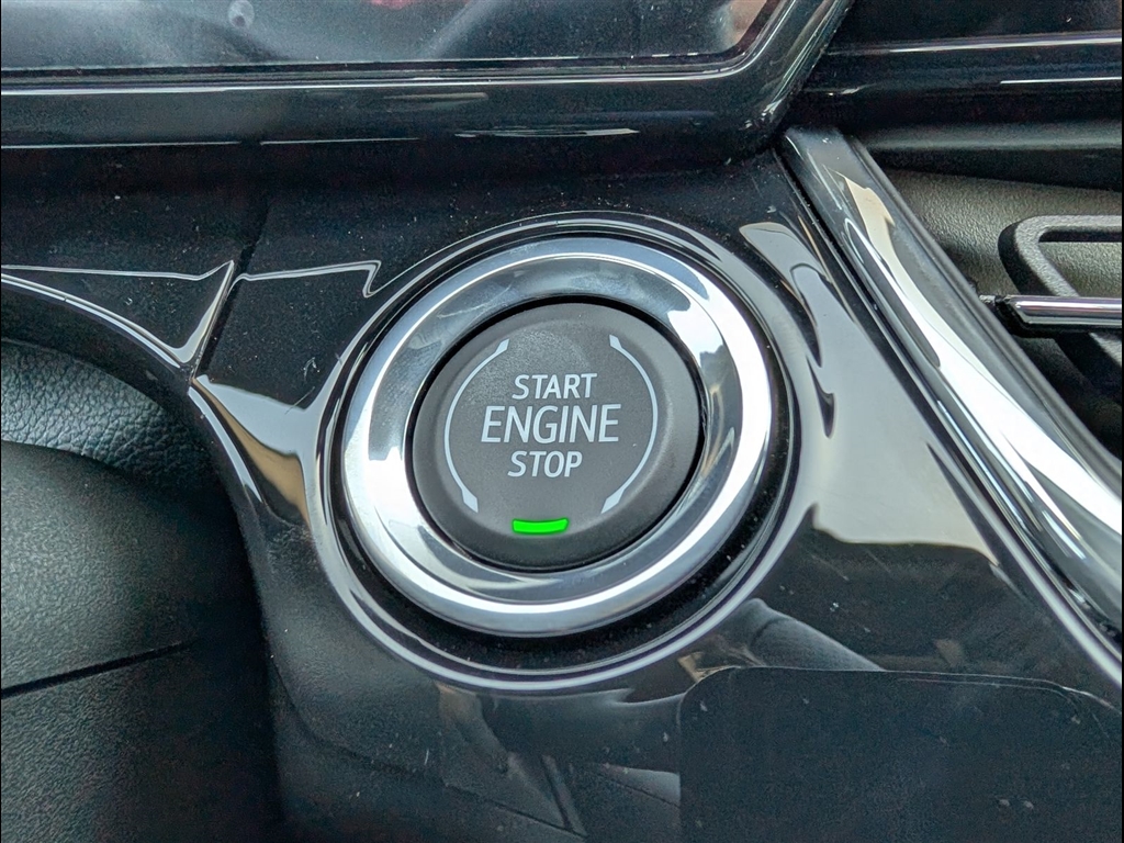 New 2026 Summit White Chevrolet RS image 22