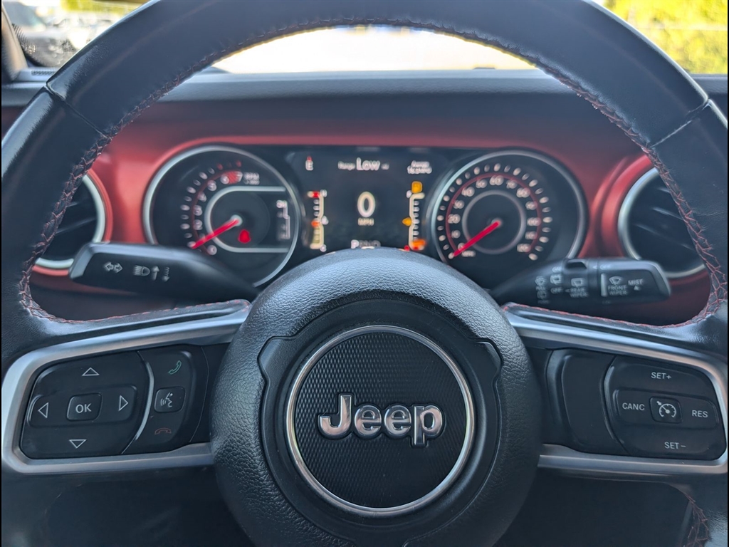Used 2019 Ocean Blue Metallic Clear Coat Jeep Rubicon image 23