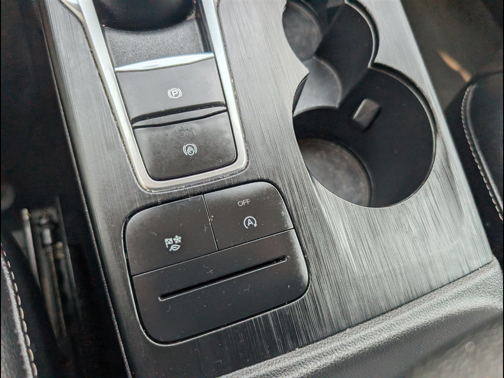 Used 2020 Agate Black Ford SEL image 23