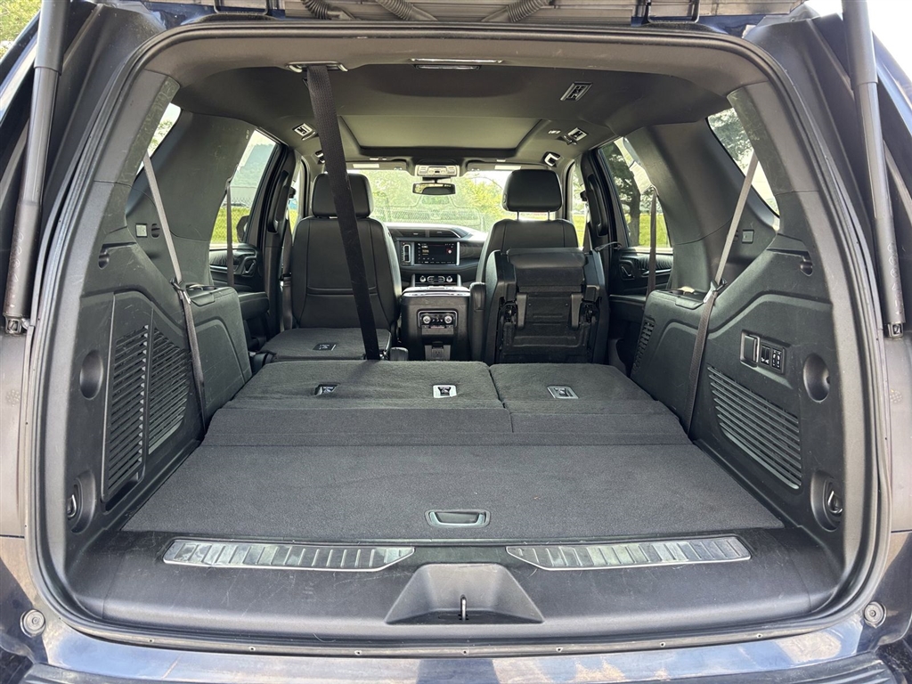 Used 2023 Midnight Blue Metallic GMC Denali image 23