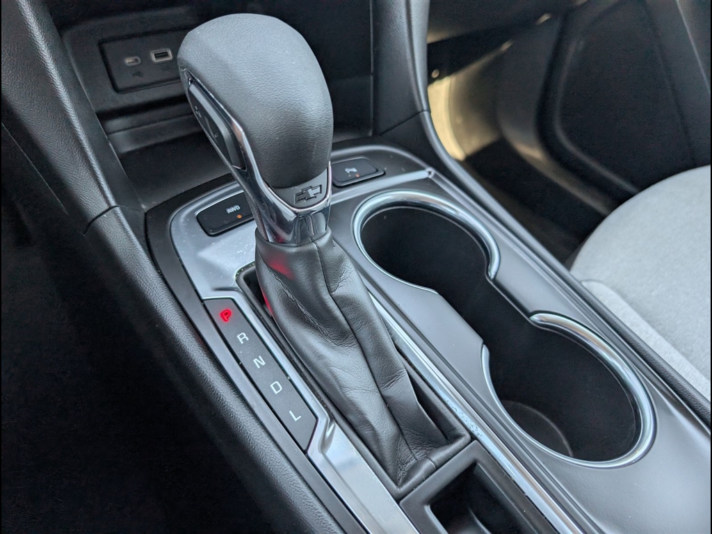 Used 2022 Iron Gray Metallic Chevrolet LT image 23