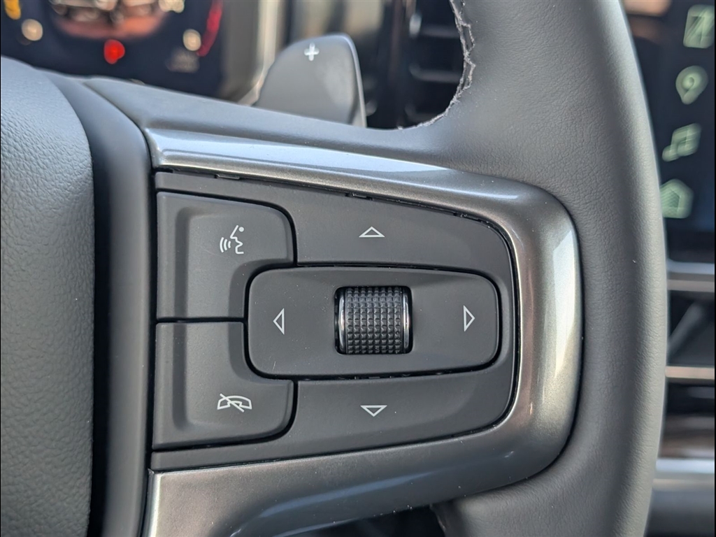 New 2026 Summit White Chevrolet LT Trail Boss image 23