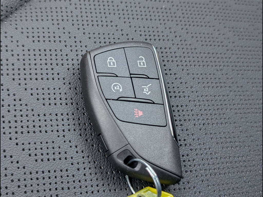 New 2026 Mosaic Black Metallic Chevrolet LT image 23