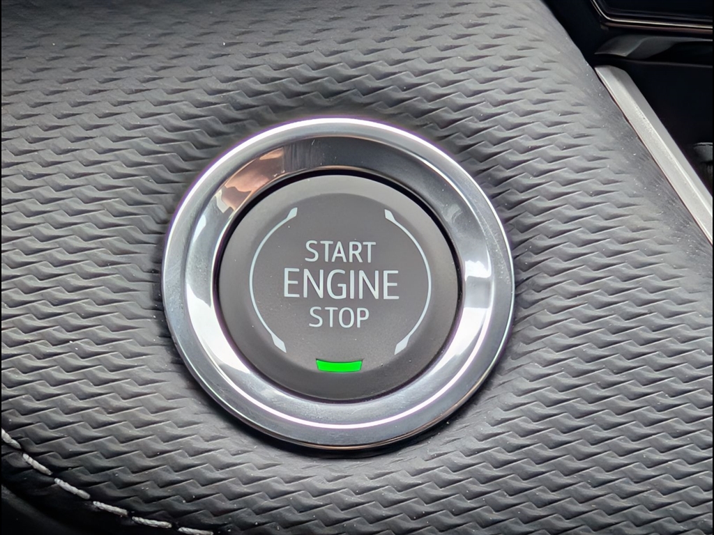 New 2026 Mosaic Black Metallic Chevrolet LT image 23