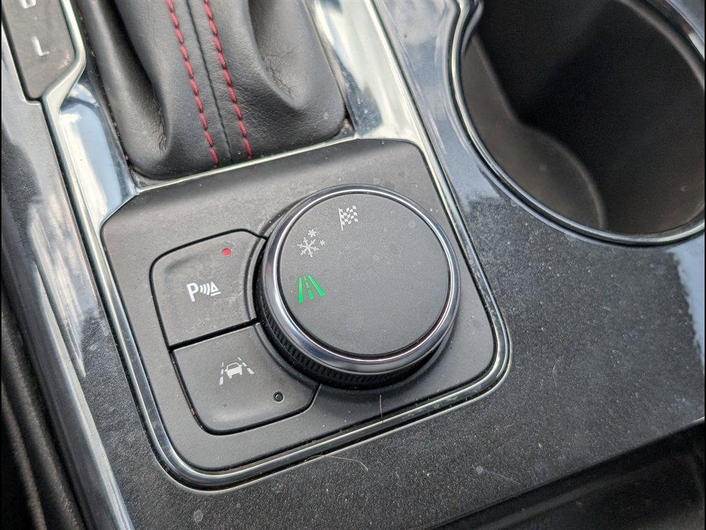 Used 2025 Sterling Gray Metallic Chevrolet RS image 23