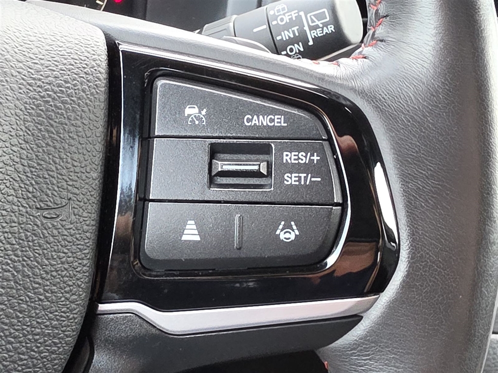 Used 2025 Sonic Gray Pearl Honda Sport-L image 23