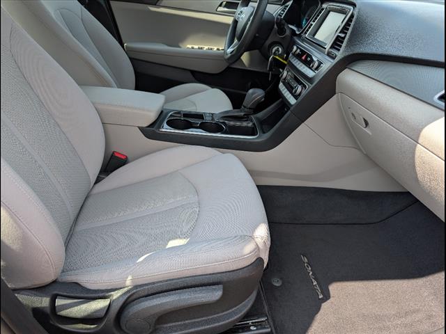 2018 Hyundai SONATA SE