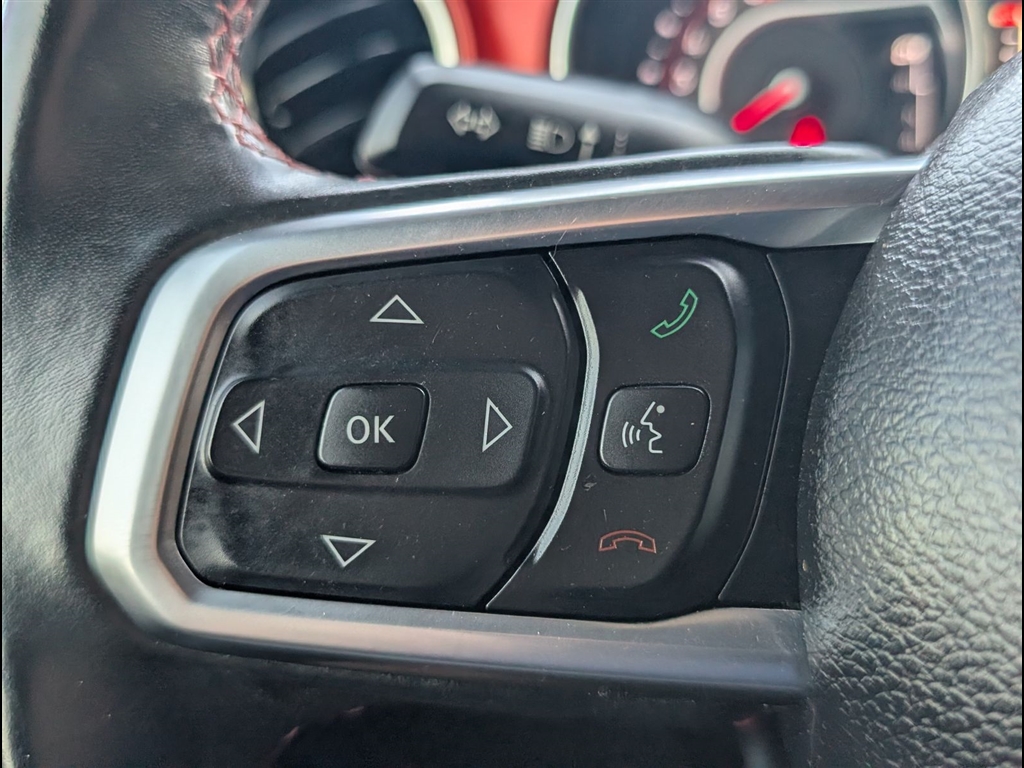Used 2019 Ocean Blue Metallic Clear Coat Jeep Rubicon image 24