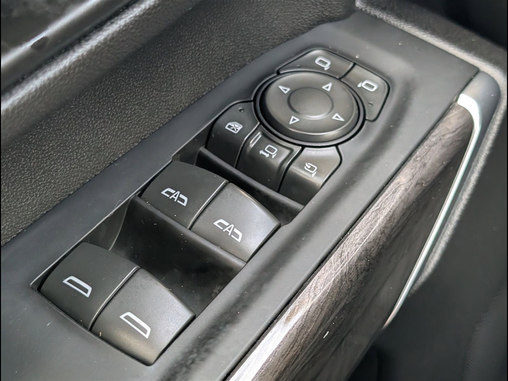 Used 2023 Summit White Chevrolet LTZ image 24