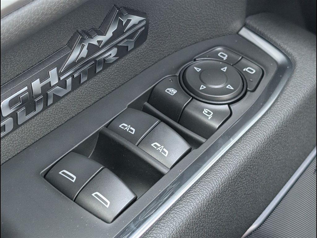 New 2026 Polar White Tricoat Chevrolet High Country image 24