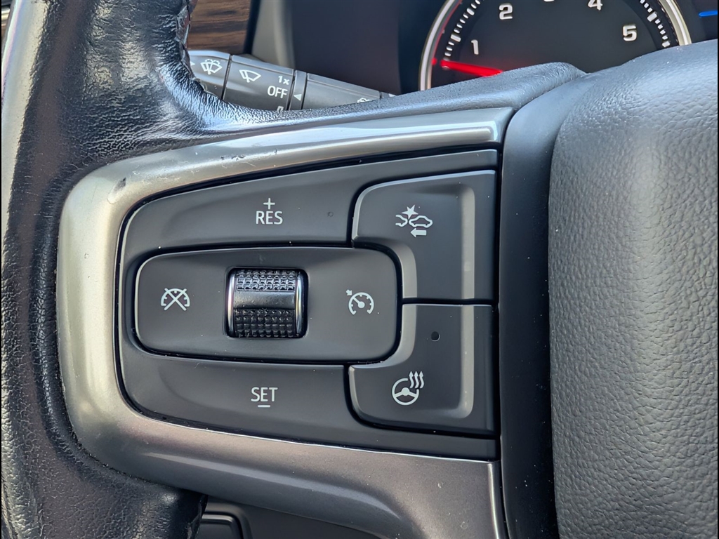 Used 2021 Shadow Gray Metallic Chevrolet Premier image 24