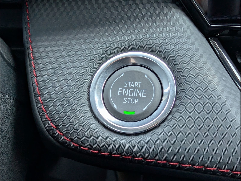 New 2026 Polar White Tricoat Chevrolet RS image 24