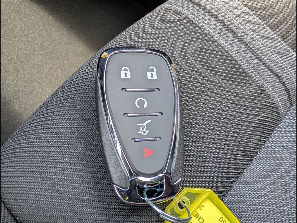 New 2026 Sterling Gray Metallic Chevrolet LT image 24