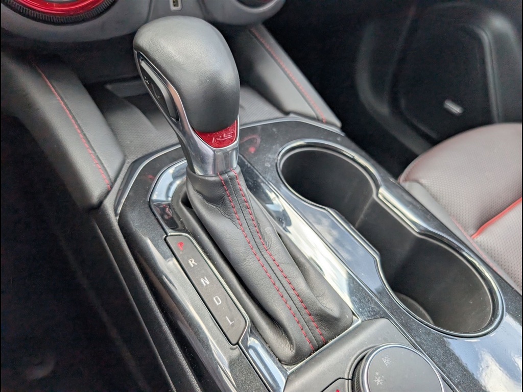 Used 2025 Sterling Gray Metallic Chevrolet RS image 24