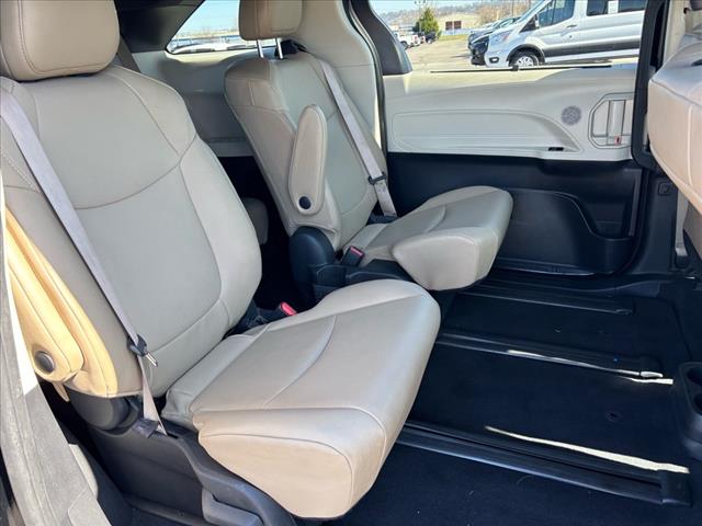 2022 Toyota Sienna XLE 7-Passenger