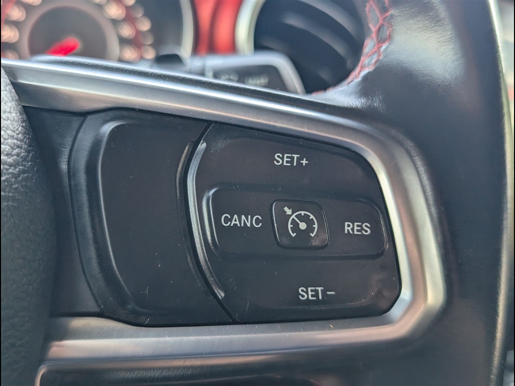 Used 2019 Ocean Blue Metallic Clear Coat Jeep Rubicon image 25