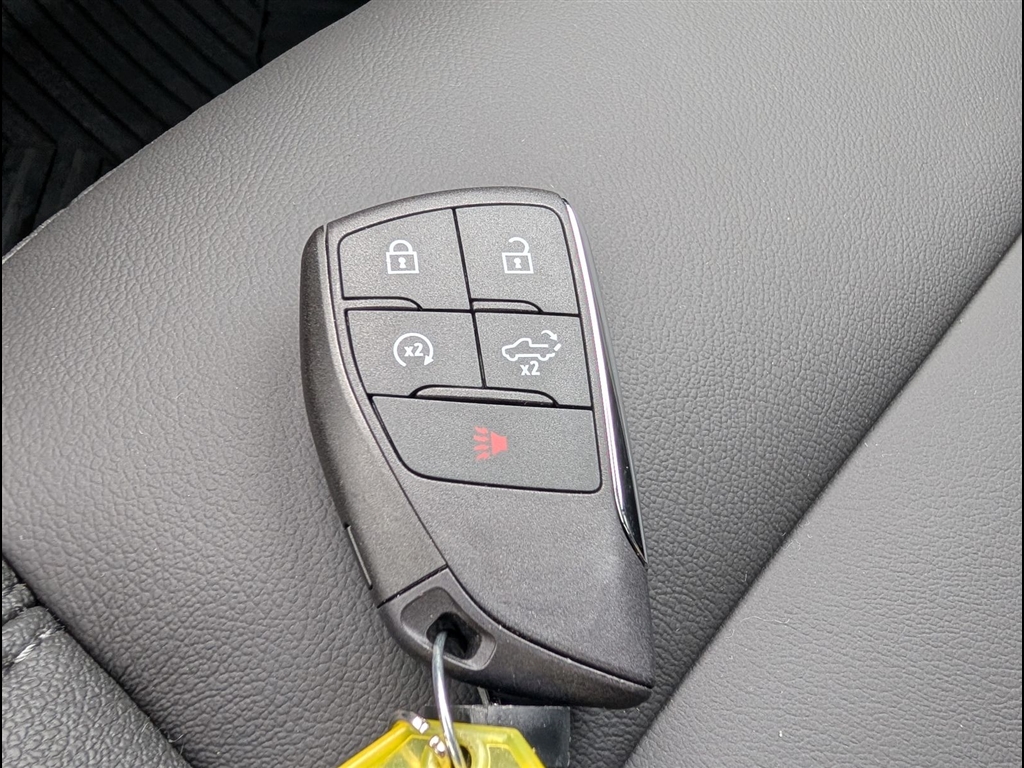 New 2026 Summit White Chevrolet LT image 25