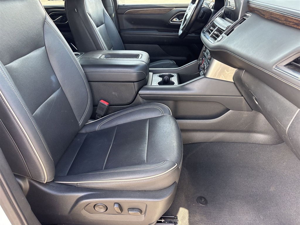 Used 2023 Summit White Chevrolet Premier image 25