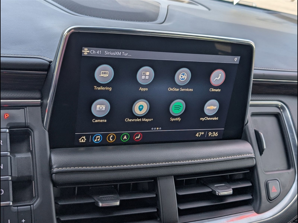 Used 2021 Shadow Gray Metallic Chevrolet Premier image 25