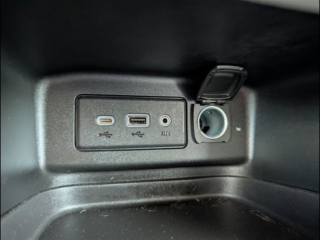 Used 2022 Iron Gray Metallic Chevrolet LT image 25