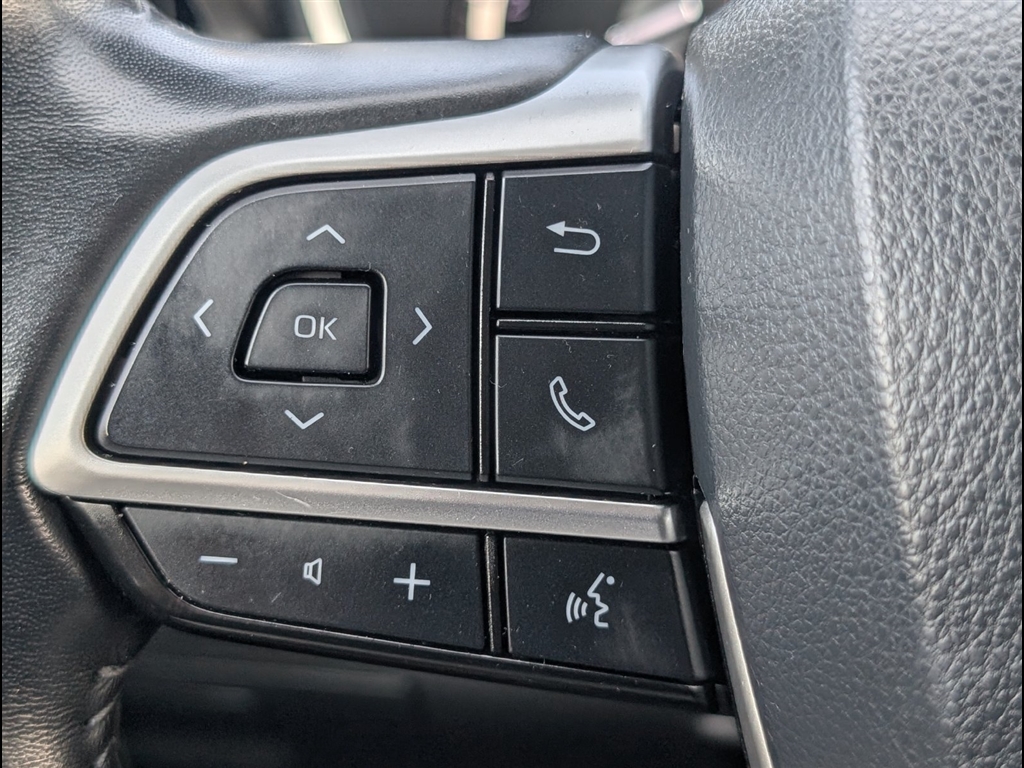 Used 2022 Magnetic Gray Metallic Toyota XLE image 25