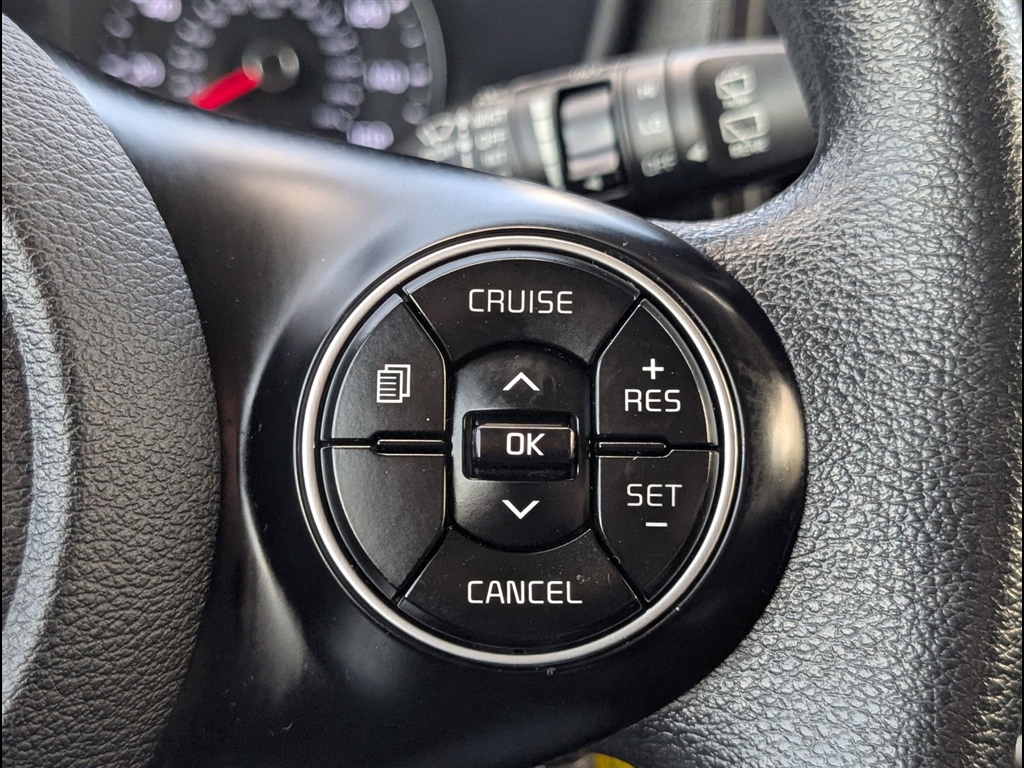 Used 2020 Snow White Pearl Kia LX image 25