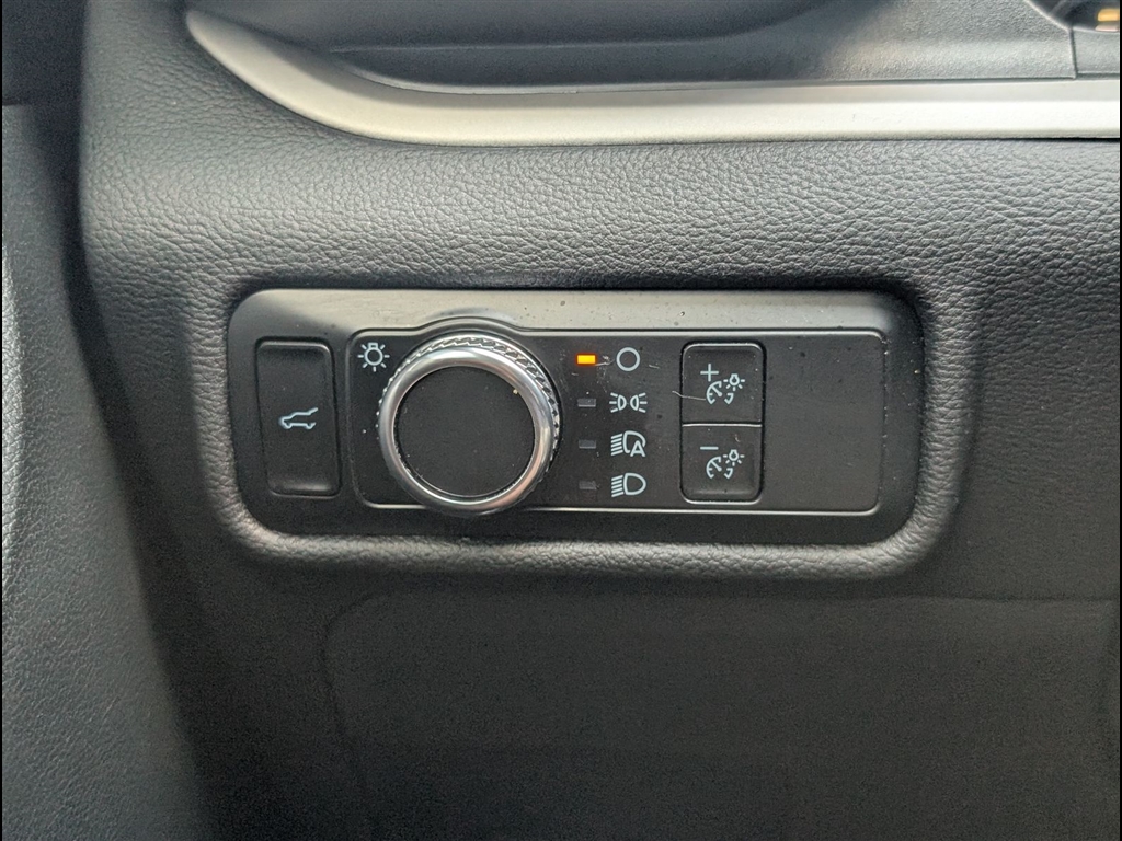 Used 2023 Agate Black Ford XLT image 26