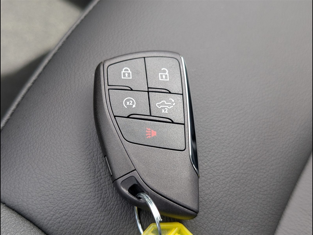New 2026 Summit White Chevrolet LT image 26
