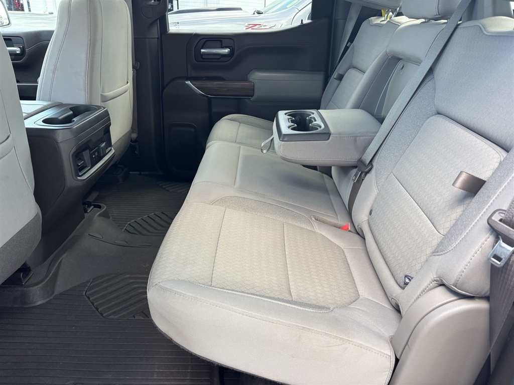 Used 2022 Summit White Chevrolet RST image 26