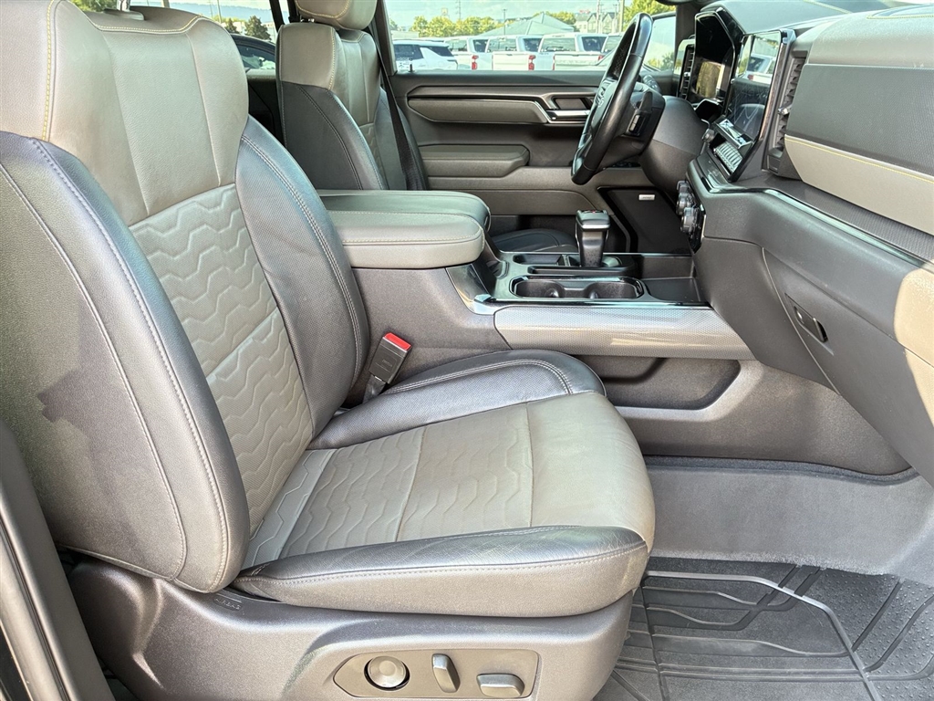Used 2023 Black Chevrolet ZR2 image 26