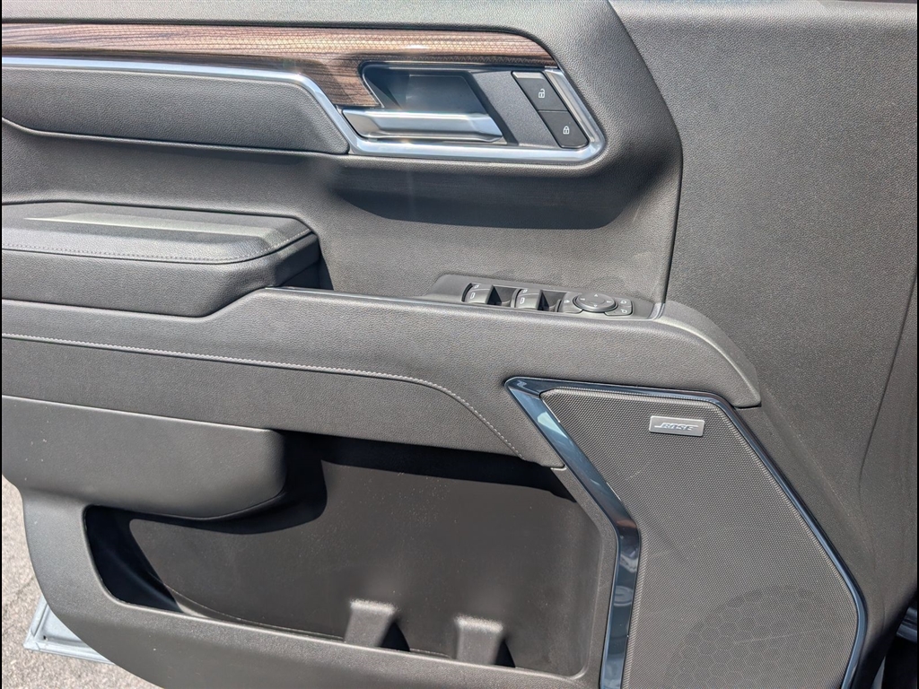 Used 2026 Sterling Gray Metallic Chevrolet LT Trail Boss image 26