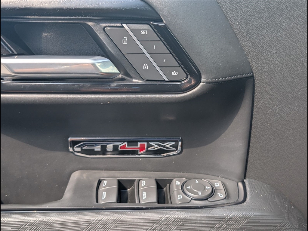 Used 2026 Onyx Black GMC AT4X image 26