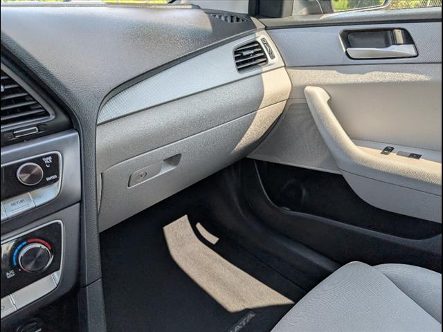 2018 Hyundai SONATA SE