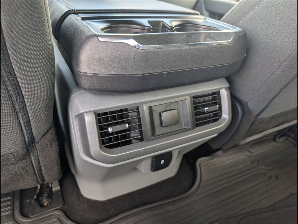 Used 2021 Oxford White Ford XLT image 27