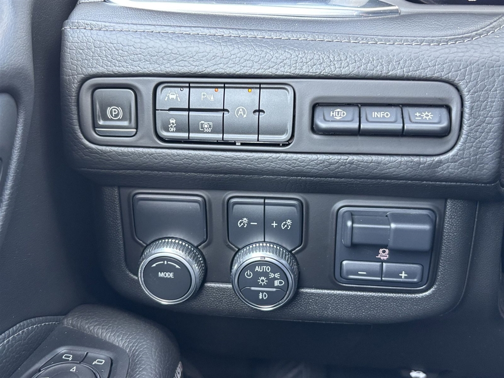 Used 2023 Midnight Blue Metallic GMC Denali image 27