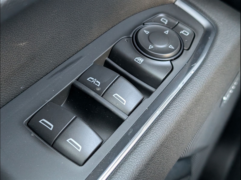 New 2026 Summit White Chevrolet LT Trail Boss image 27