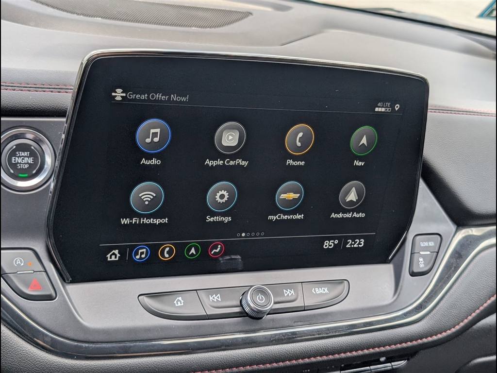 Used 2025 Sterling Gray Metallic Chevrolet RS image 27