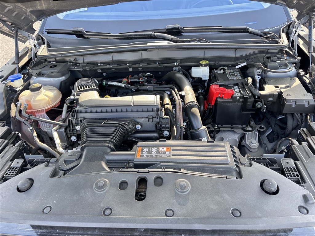 Used 2024 Silver Radiance Lincoln Reserve image 27