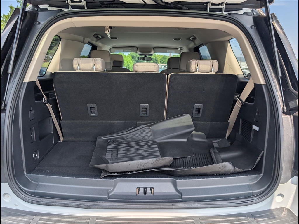 Used 2022 Oxford White Ford XLT image 28